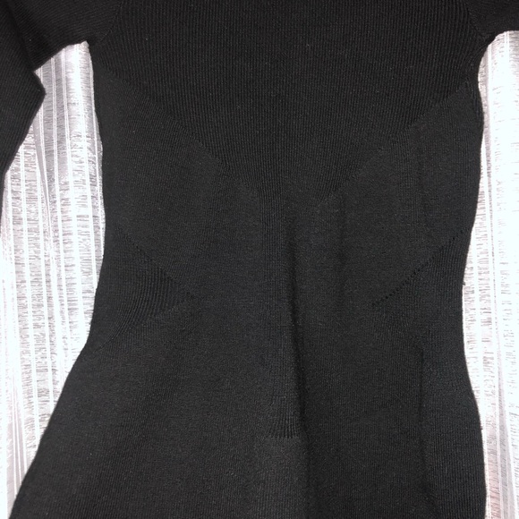 Seduction Shoulder Cut Off Long Sleeve - Picture 4 of 6